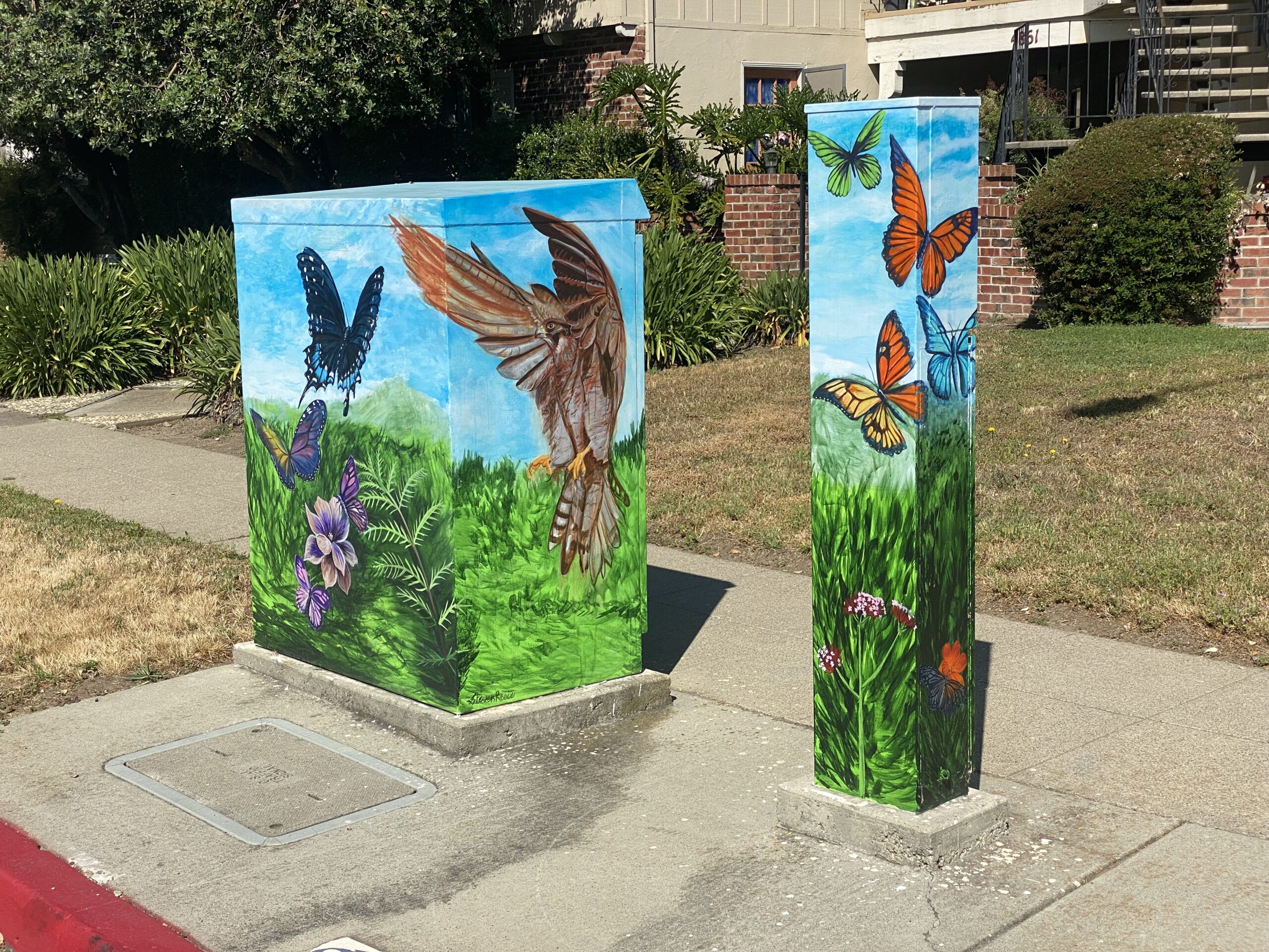 The Northlawn Art Box is finished!